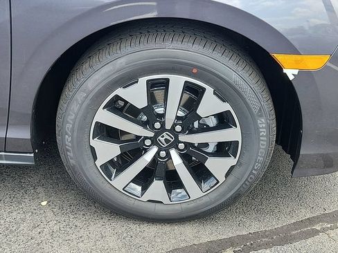 New 2026 Honda Odyssey EX-L image 8