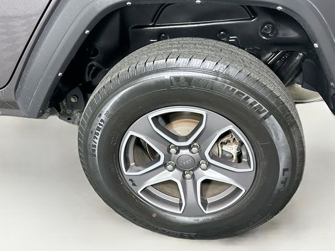 Used 2021 Jeep Wrangler Sport S image 11