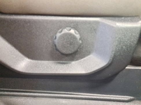 Used 2019 Ford F150 XLT w/ Trailer Tow Package image 16