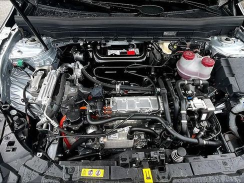New 2025 Mercedes-Benz EQB 250+ image 7