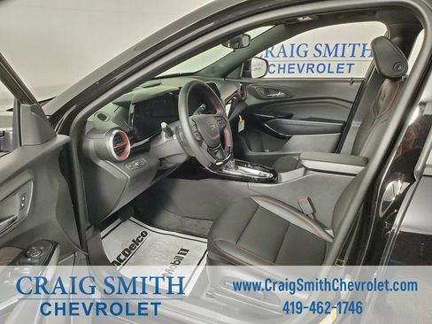 New 2026 Chevrolet Trax RS w/ Sunroof Package image 33