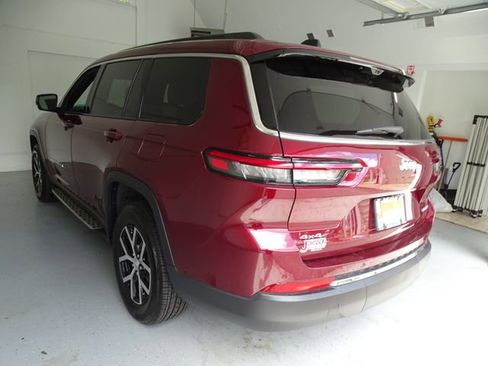 Certified 2024 Jeep Grand Cherokee L Limited w/ Luxury Tech Group II AWD/4WD image 22