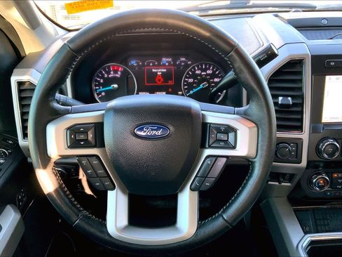 Certified 2020 Ford F350 Lariat w/ Lariat Ultimate Package image 5