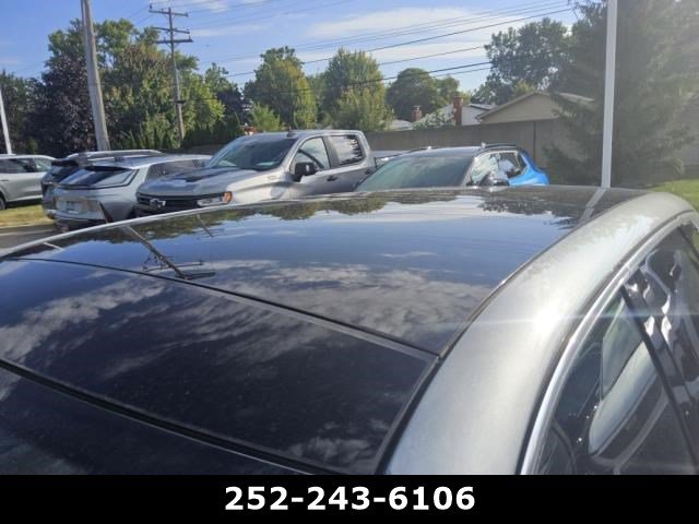Used 2026 Cadillac Lyriq Signature Luxury w/ Nappa Leather Package AWD/4WD image 8