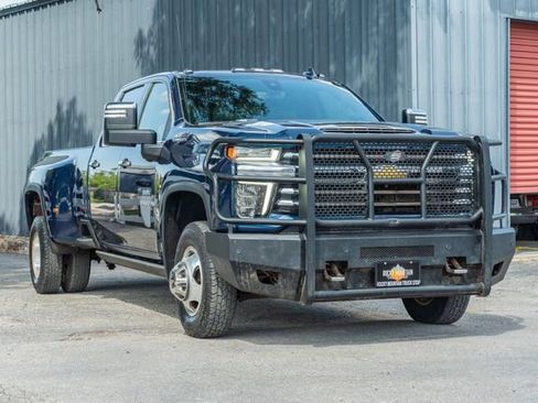Used 2022 Chevrolet Silverado 3500 High Country image 8