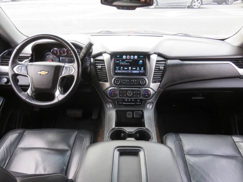 Used 2020 Chevrolet Tahoe LT image 12