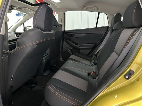 Used 2021 Subaru Crosstrek 2.0i Premium w/ Moonroof Package AWD/4WD image 14