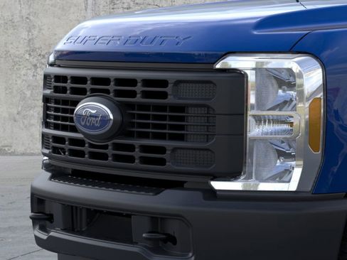 New 2026 Ford F250 XL w/ XL Off-Road Package image 17