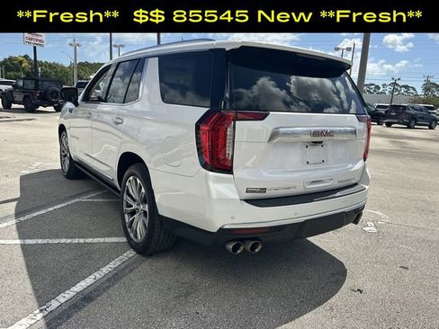 Used 2022 GMC Yukon Denali w/ Denali Ultimate Package AWD/4WD image 9
