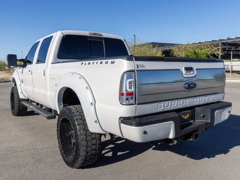 Used 2016 Ford F350 Platinum w/ FX4 Off-Road Package AWD/4WD image 4