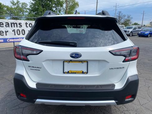 Used 2023 Subaru Outback Limited AWD/4WD image 3