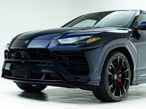 Used 2020 Lamborghini Urus image 10