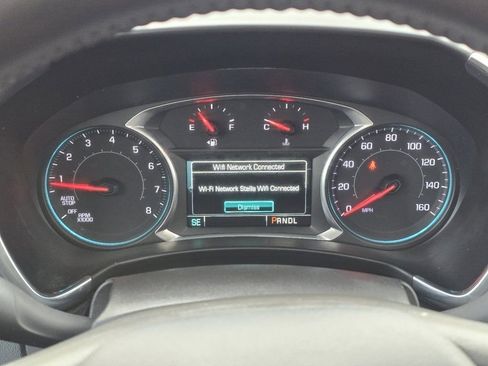 Used 2018 Chevrolet Equinox LT w/ Sun & Infotainment Package FWD image 22