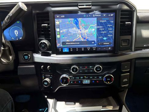 Used 2025 Ford F450 Platinum image 19