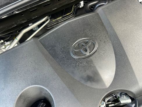 Used 2024 Toyota Camry LE image 30