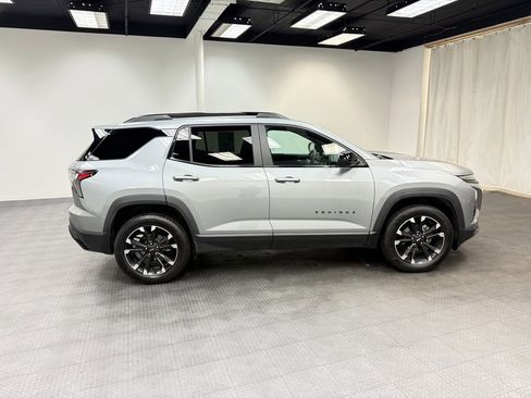 Used 2025 Chevrolet Equinox RS w/ Safety and Technology Package image 7