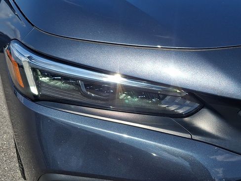Used 2024 Honda Civic Sport Touring image 9