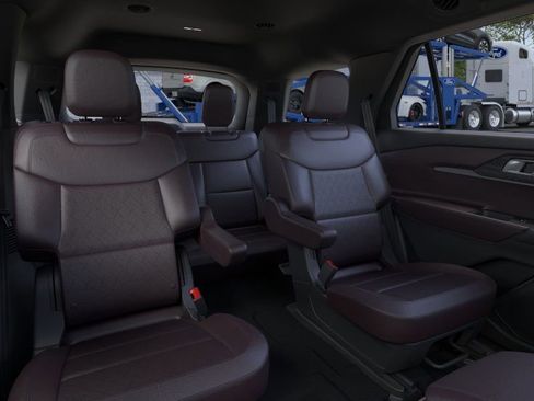 New 2026 Ford Explorer Platinum image 11