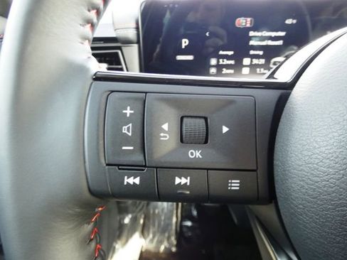 New 2026 Nissan Kicks SR w/ Cold Weather Package image 12