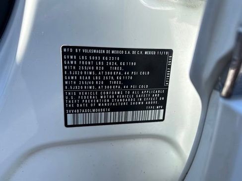 Used 2020 Volkswagen Tiguan SEL Premium R-Line image 51