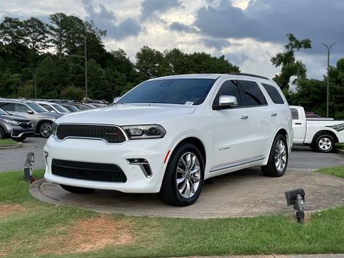 Used 2021 Dodge Durango Citadel w/ Premium Entertainment Group RWD image 3