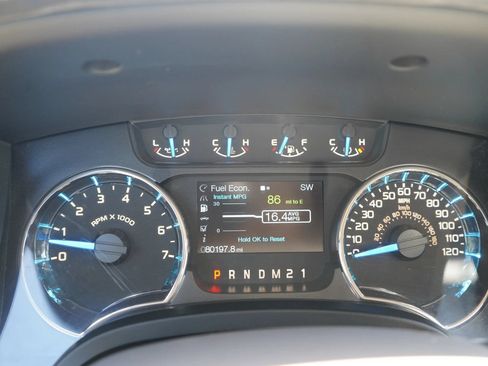 Used 2014 Ford F150 XLT w/ Equipment Group 301A Mid RWD image 11