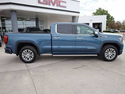 New 2026 GMC Sierra 1500 Denali w/ Technology Package image 7