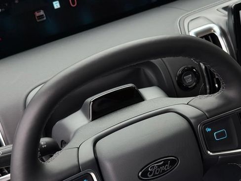 New 2026 Ford Expedition Max Platinum w/ Stealth Appearance Package AWD/4WD image 11