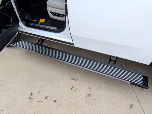 New 2026 Jeep Grand Wagoneer Summit image 57