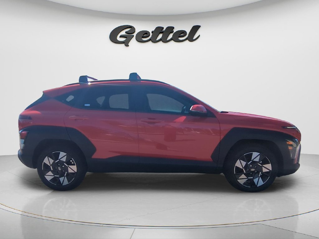 Certified 2025 Hyundai Kona SEL FWD image 4