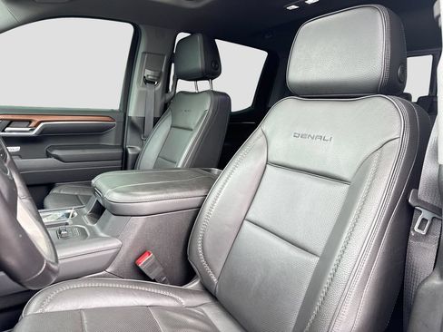 Used 2023 GMC Sierra 1500 Denali AWD/4WD image 9