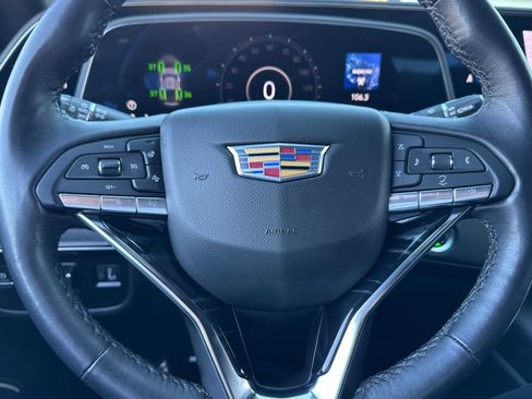 Certified 2024 Cadillac Escalade Sport image 32