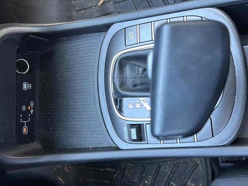 Used 2025 Hyundai Kona SEL image 20