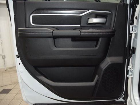 Used 2024 RAM 3500 SLT w/ Quick Order Package 2YG SLT image 33