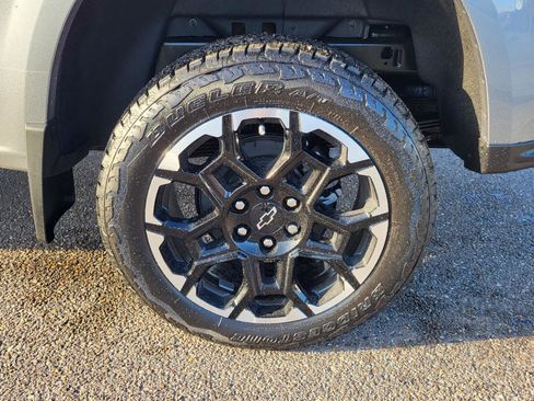 New 2026 Chevrolet Colorado Z71 w/ Technology Package AWD/4WD image 19