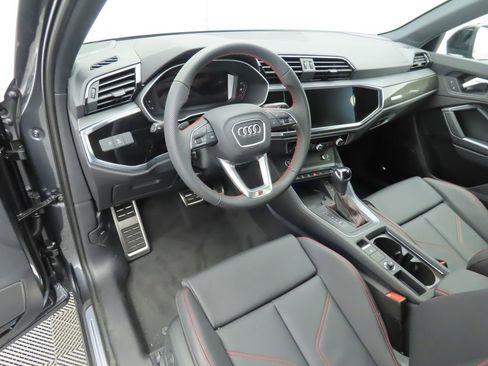 Used 2025 Audi Q3 2.0T Premium Plus w/ Premium Plus Package image 10