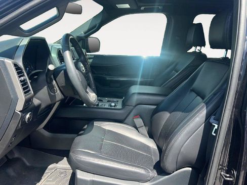 Used 2021 Ford Expedition XLT AWD/4WD image 9