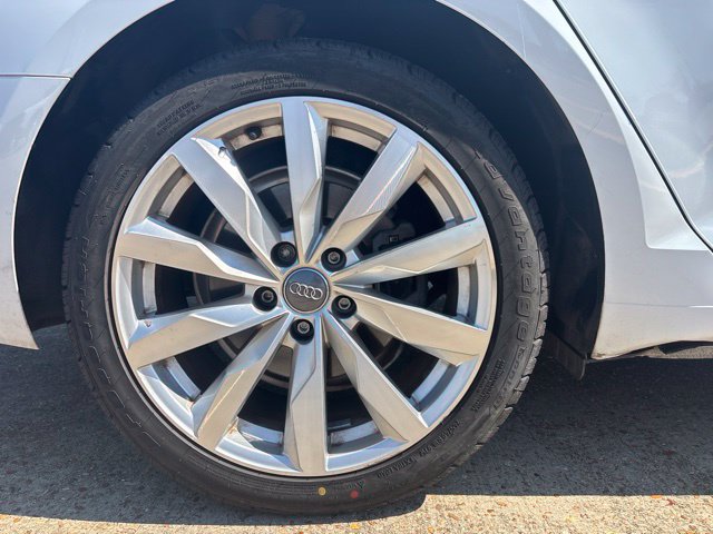 Used 2017 Audi A4 2.0T Ultra Premium w/ Convenience Package FWD image 15
