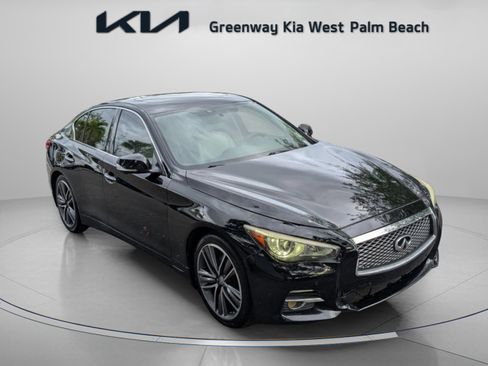 Used 2015 INFINITI Q50 Premium w/ Deluxe Touring Package image 2