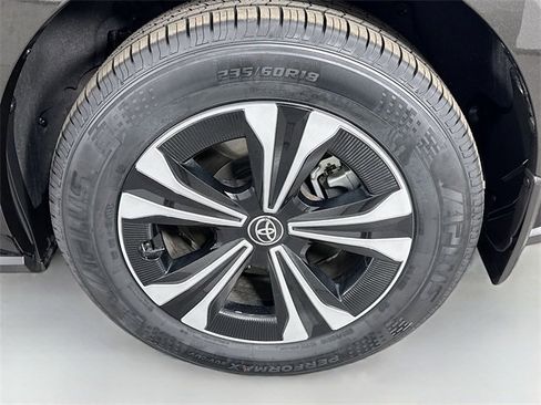 Certified 2025 Toyota bZ4X AWD w/ Weather Package image 30