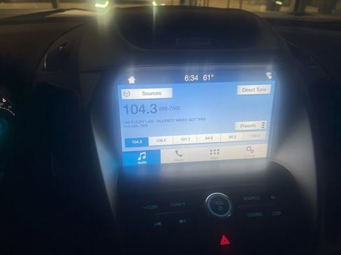 Used 2017 Ford Escape SE w/ SE Leather Comfort Package image 13