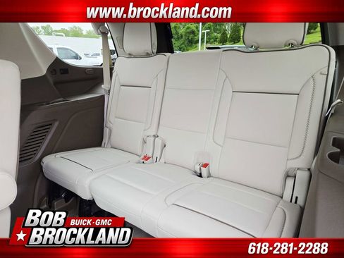 Used 2024 GMC Yukon Denali w/ Advanced Technology Package AWD/4WD image 14