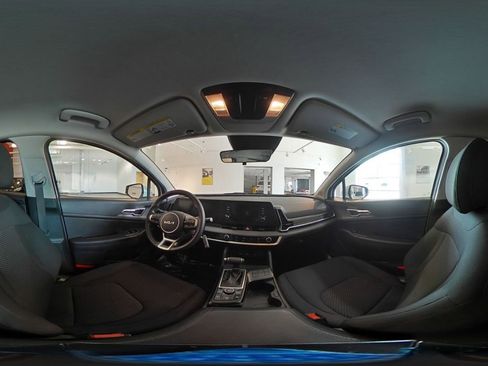 Used 2025 Kia Sportage LX FWD image 42