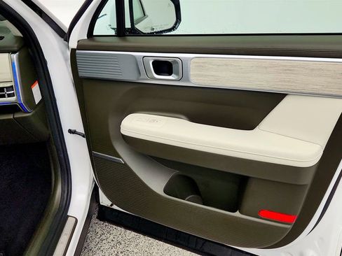 Used 2025 Hyundai Santa Fe Calligraphy image 27