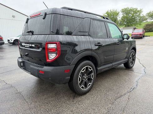 Used 2025 Ford Bronco Sport Outer Banks w/ Outer Banks Tech Package+ AWD/4WD image 3