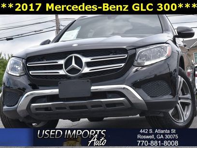 Used 2017 Mercedes-Benz GLC 300 4MATIC w/ Premium 2 Package