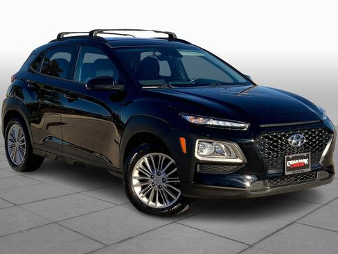 Used 2021 Hyundai Kona SEL FWD image 2