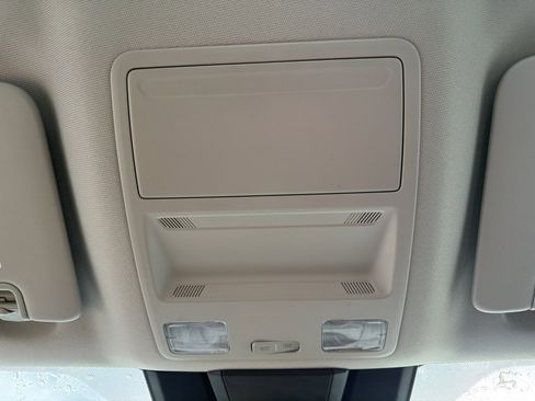 Used 2024 Ford Ranger XL image 26