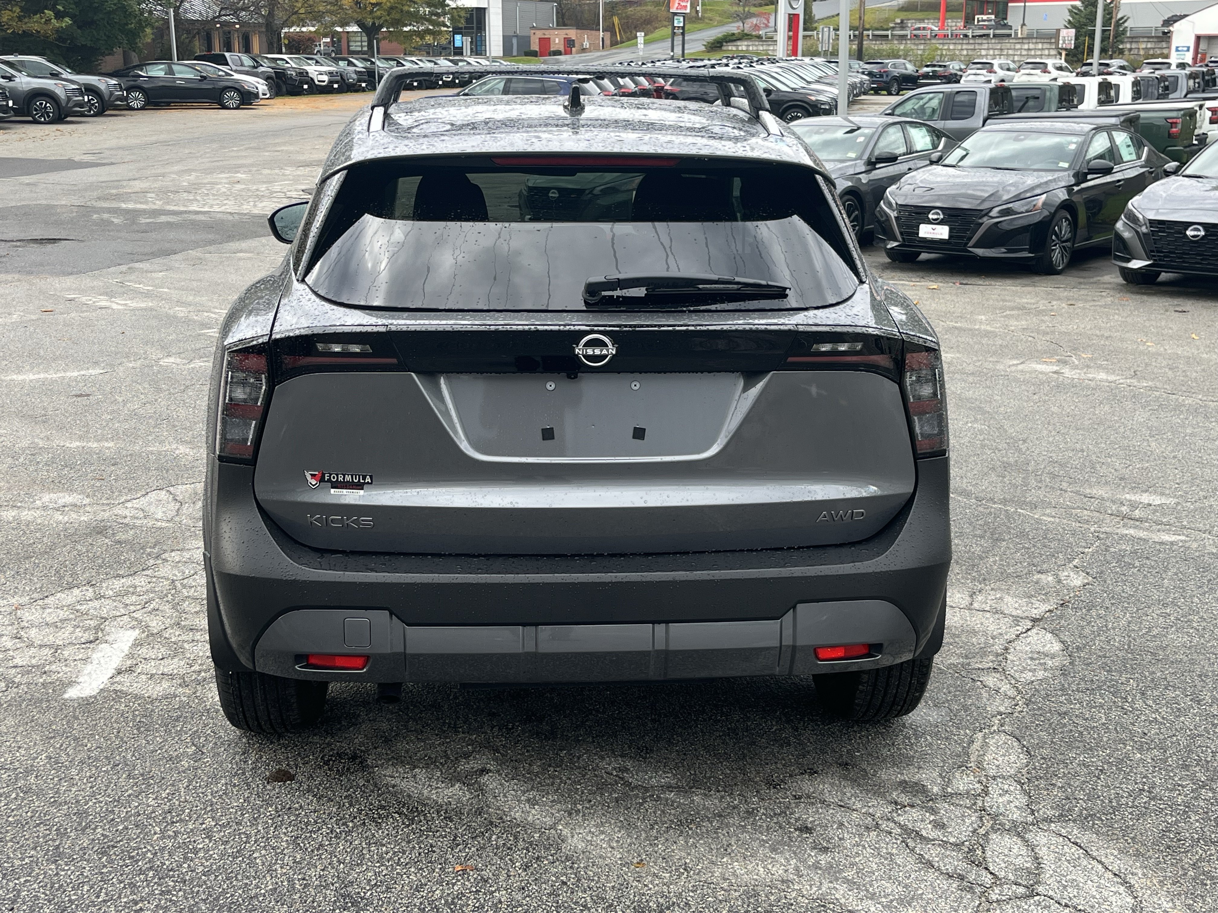 New 2027 Nissan Kicks SV AWD/4WD image 6