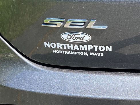 Used 2022 Ford Edge SEL w/ Convenience Package AWD/4WD image 10